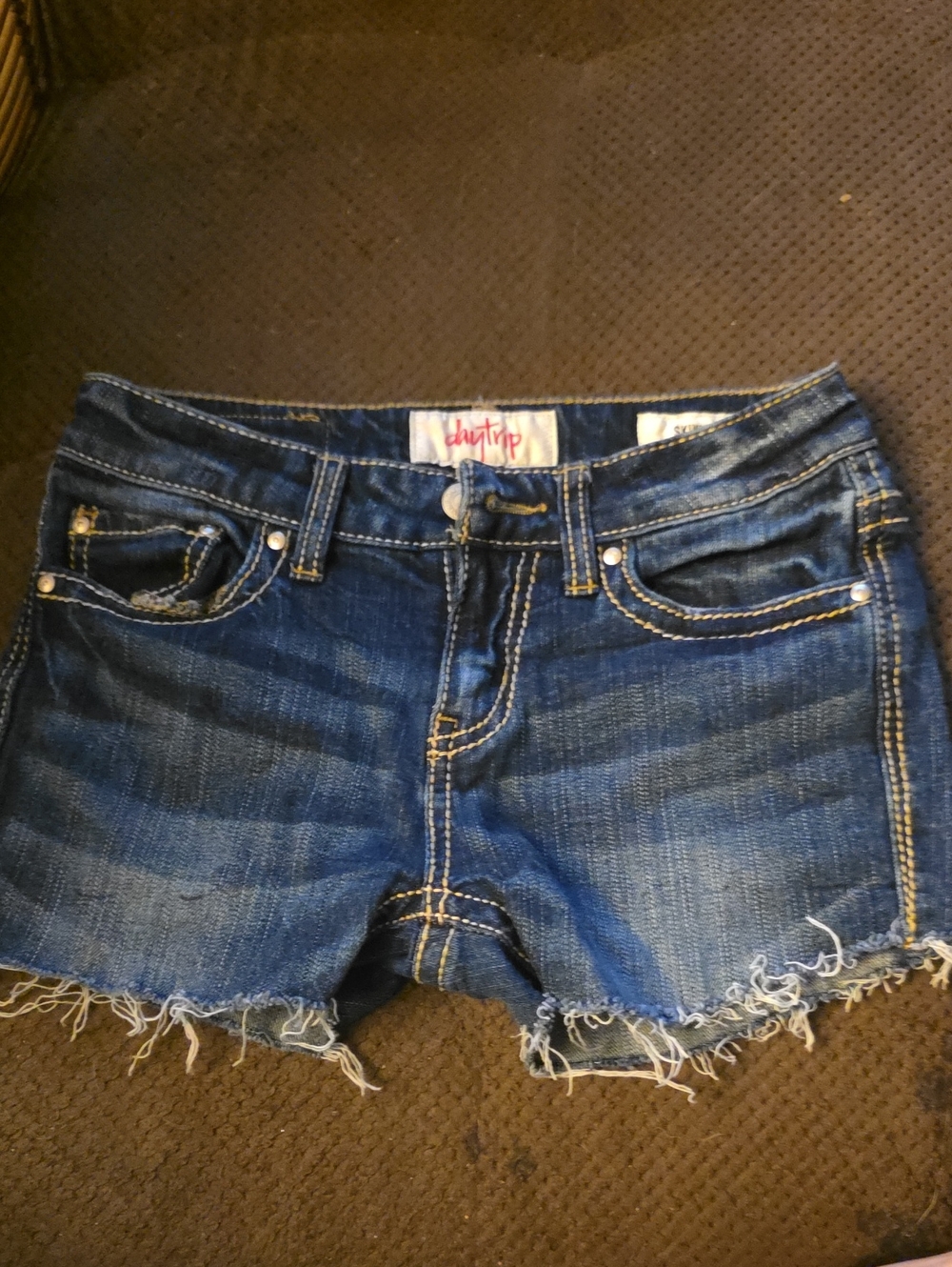 BUCKLE DAYTRIP GirlsDenim Cutoff Shorts - Dark Blue -